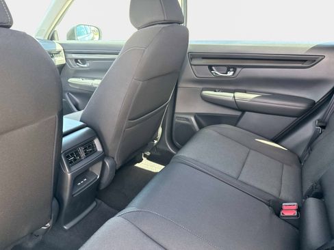 Used 2025 Honda CR-V EX image 15