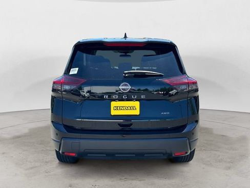 Used 2024 Nissan Rogue S AWD/4WD image 4