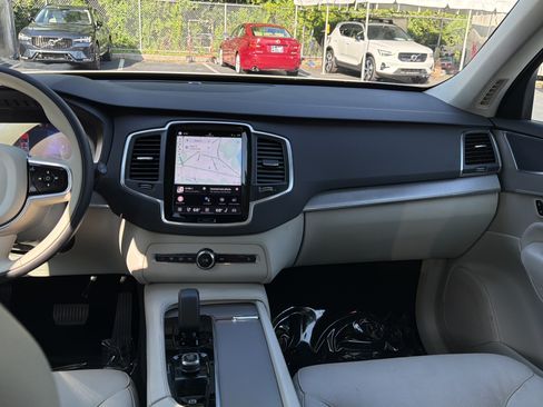 Certified 2023 Volvo XC90 B5 Core w/ Protection Package Premier AWD/4WD image 31