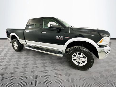 Used 2018 RAM 2500 Laramie w/ Convenience Group image 8