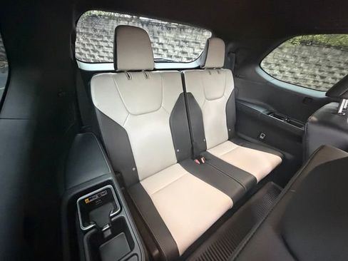 Certified 2026 Lexus TX 500h AWD w/ Technology Package image 23