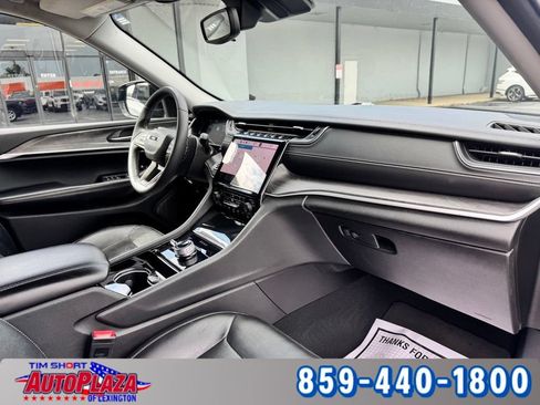 Used 2023 Jeep Grand Cherokee Limited AWD/4WD image 42