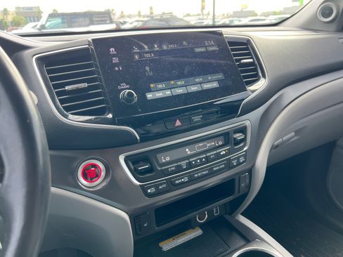 Used 2022 Honda Pilot Special Edition image 16