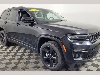 Used 2023 Jeep Grand Cherokee Limited w/ Black Appearance Package