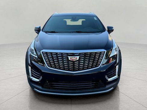Certified 2025 Cadillac XT5 Premium Luxury image 9