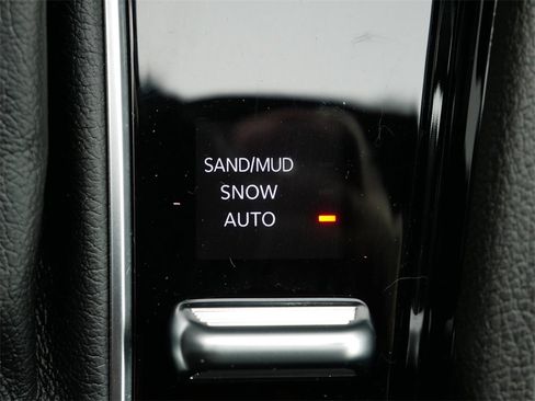 New 2025 Jeep Compass Limited image 14