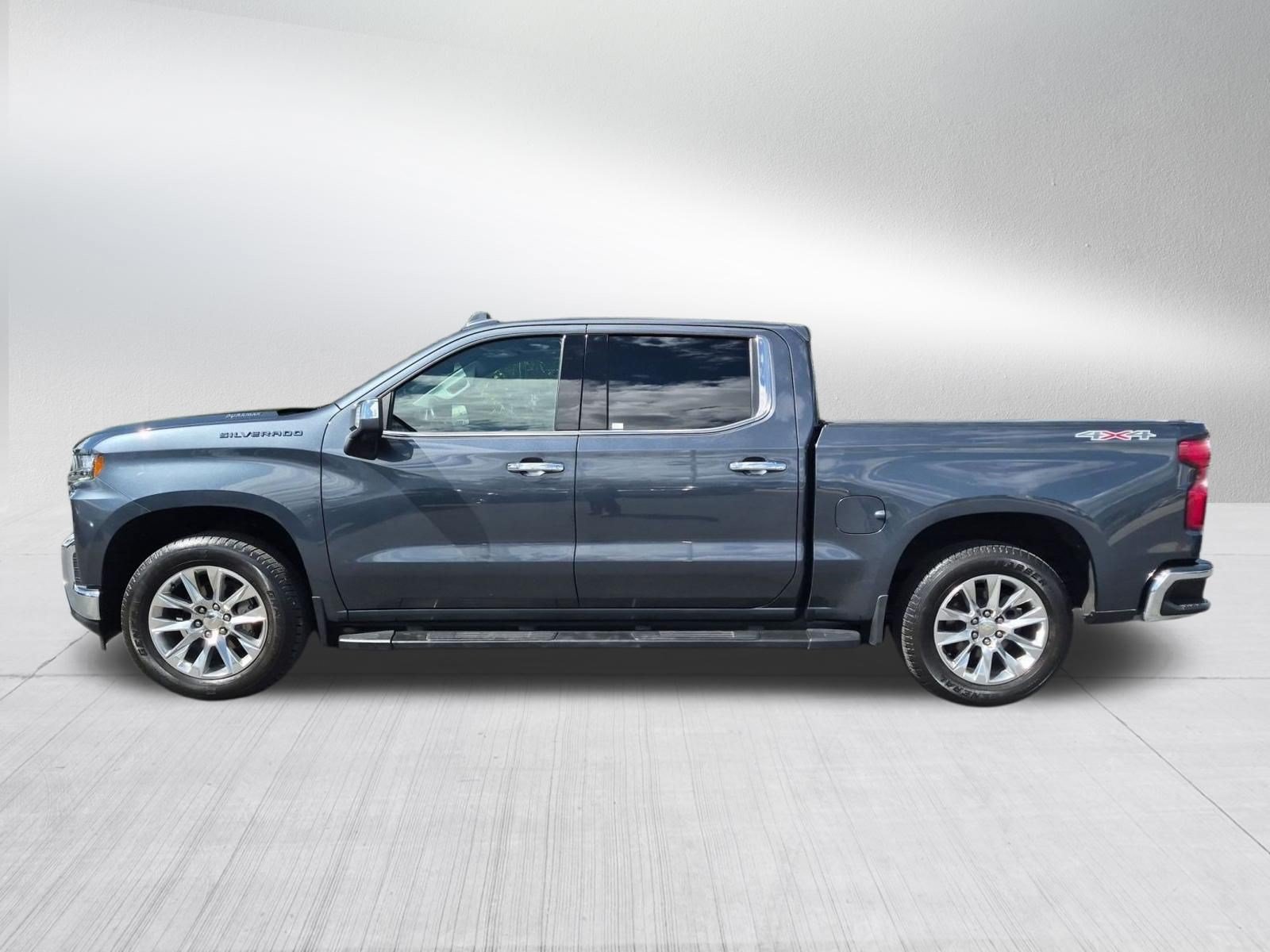 Certified 2021 Chevrolet Silverado 1500 LTZ w/ LTZ Premium Package AWD/4WD image 3
