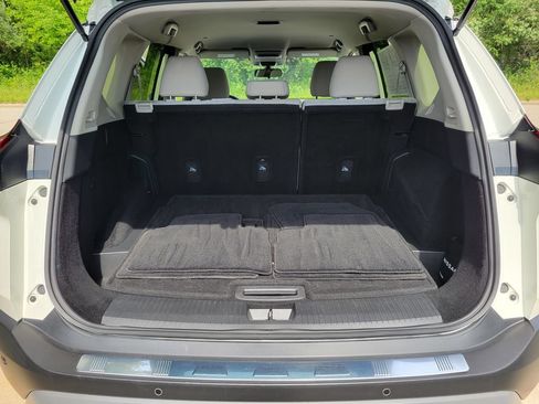Certified 2023 Nissan Rogue SV AWD/4WD image 42