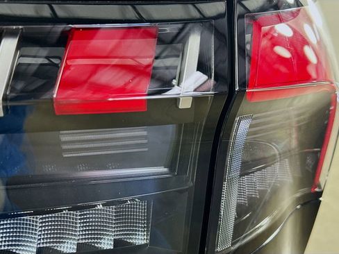 New 2026 INFINITI QX80 Autograph w/ Premium Cargo Package image 35