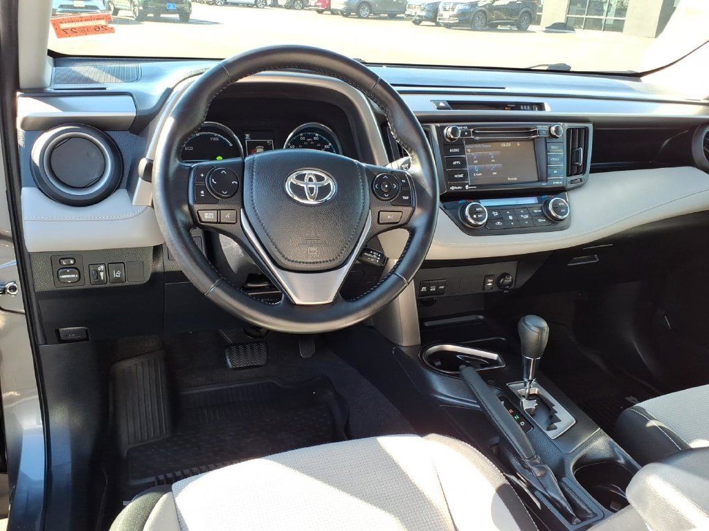 Used 2017 Toyota RAV4 XLE w/ All Weather Liner Package AWD/4WD image 15
