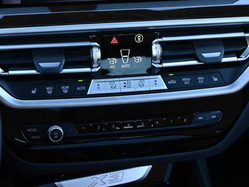 Certified 2024 BMW X3 sDrive30i w/ Premium Package image 19