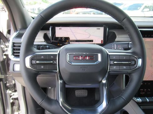 New 2026 GMC Acadia Elevation FWD image 21
