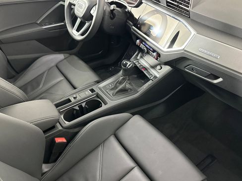 Used 2025 Audi Q3 2.0T Premium image 15