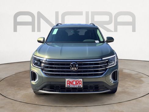 New 2026 Volkswagen Atlas SE FWD image 3