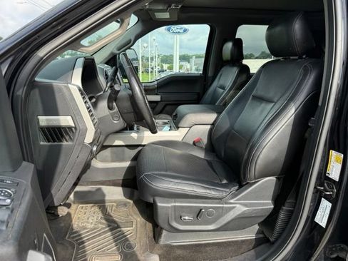Used 2017 Ford F350 Lariat w/ Lariat Ultimate Package AWD/4WD image 18