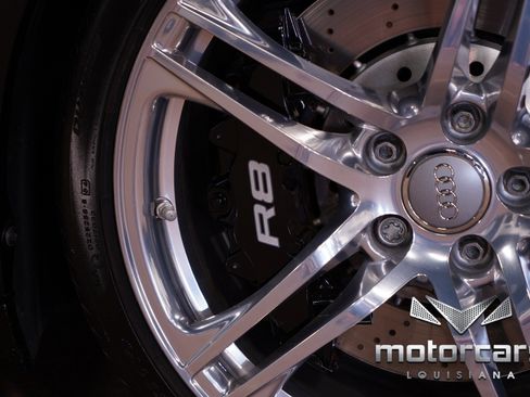 Used 2011 Audi R8 V10 AWD/4WD image 27