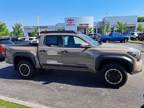 New 2026 Toyota Tacoma TRD Off-Road AWD/4WD image 5