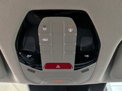 Used 2025 Kia K4 FWD image 16
