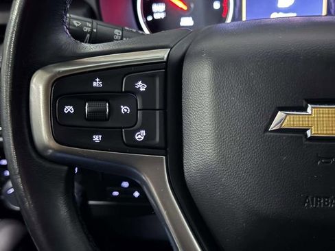 Used 2021 Chevrolet Tahoe Premier w/ Premium Package image 17