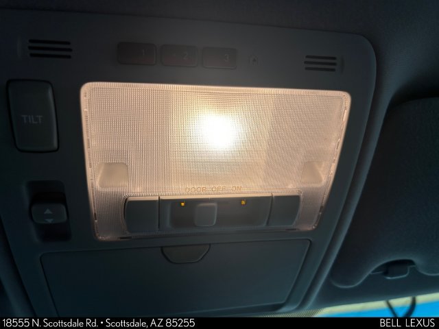 Used 2005 Lexus RX 330 FWD image 23
