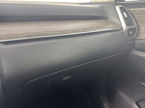 Used 2021 Kia Sorento SX Prestige image 19