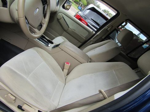 Used 2008 Ford Explorer Sport Trac XLT RWD image 9