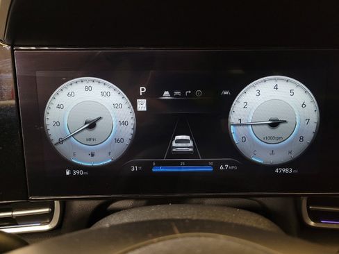 Used 2024 Hyundai Elantra SEL image 23