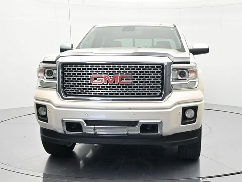 Used 2015 GMC Sierra 1500 Denali w/ Driver Alert Package AWD/4WD image 2