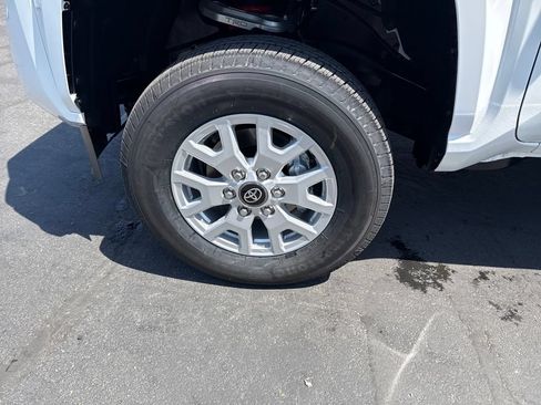 New 2026 Toyota Tacoma SR5 AWD/4WD image 28