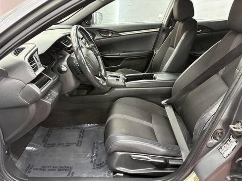 Used 2020 Honda Civic Sport image 9