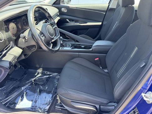 Used 2021 Hyundai Elantra SEL w/ Convenience Package FWD image 22