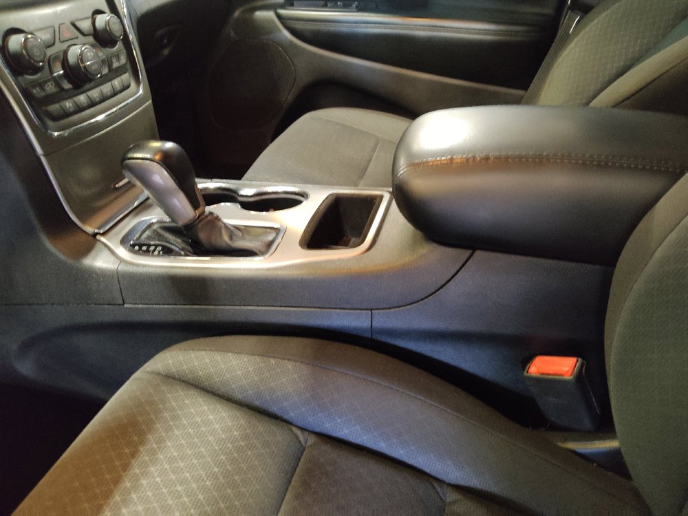 Used 2020 Jeep Grand Cherokee Laredo AWD/4WD image 26