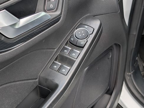 Used 2023 Ford Escape ST-Line Select AWD/4WD image 19