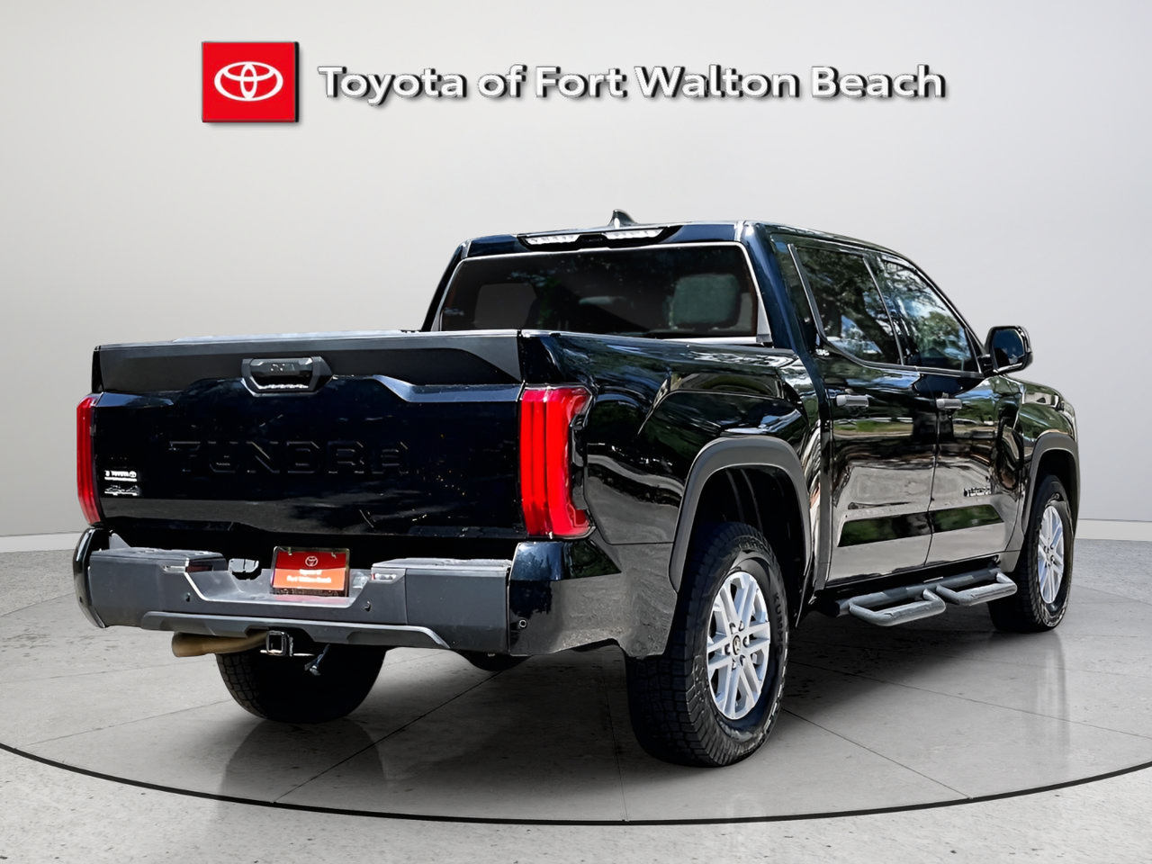 Used 2024 Toyota Tundra SR5 w/ SR5 Convenience Package AWD/4WD image 6