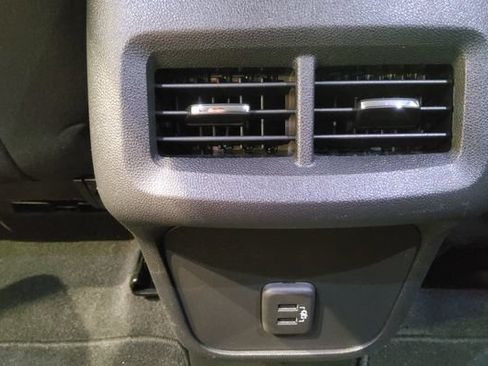 Used 2023 Chevrolet Equinox LS w/ LS Convenience Package AWD/4WD image 20