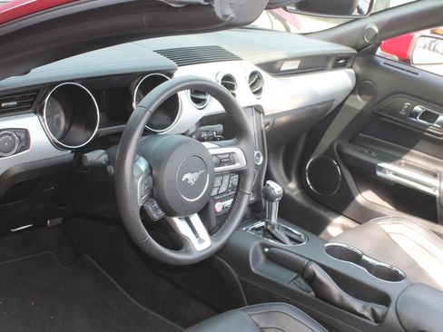 Used 2017 Ford Mustang GT Premium w/ Equipment Group 401A image 23