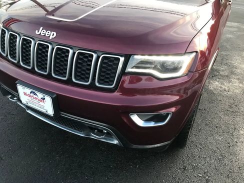 Used 2018 Jeep Grand Cherokee Limited image 59