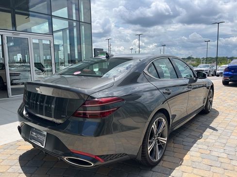 Used 2025 Genesis G70 3.3T Advanced image 5