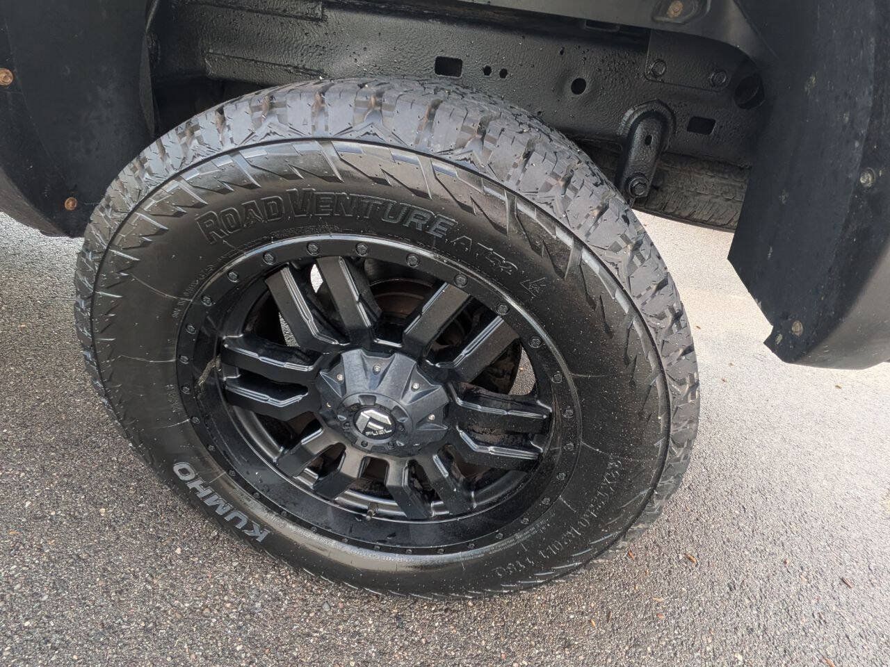 Used 2017 RAM 2500 Big Horn w/ Sport Appearance Group AWD/4WD image 9