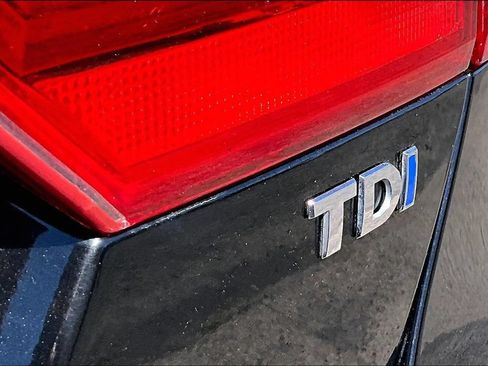 Used 2013 Volkswagen Jetta TDI FWD image 11