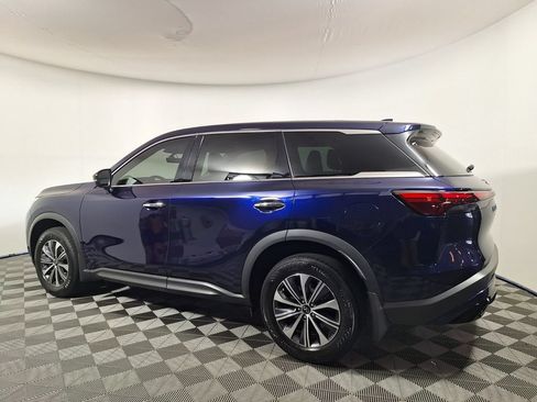 Used 2023 INFINITI QX60 Pure FWD image 7