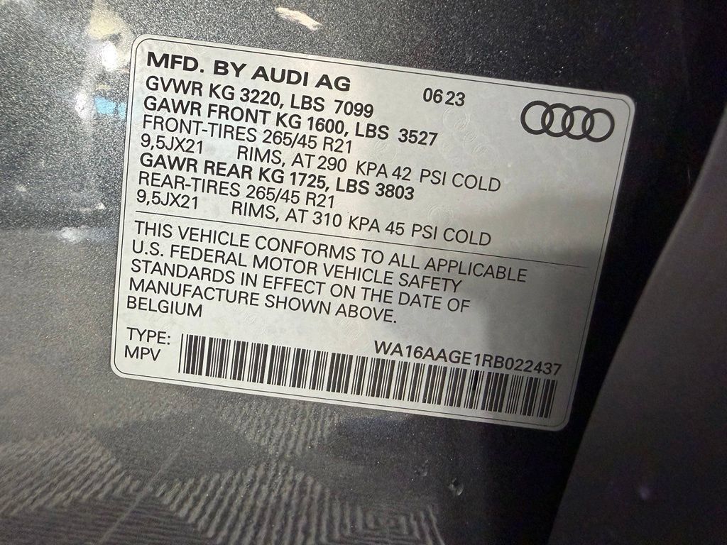 Used 2024 Audi Q8 e-tron Premium Plus w/ Prestige Package AWD/4WD image 23