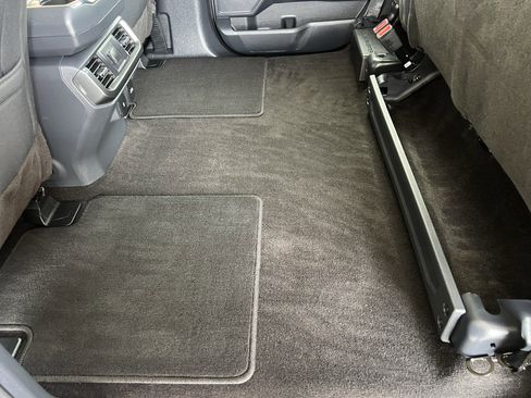 Used 2022 Ford F150 XLT w/ Equipment Group 302A High image 26