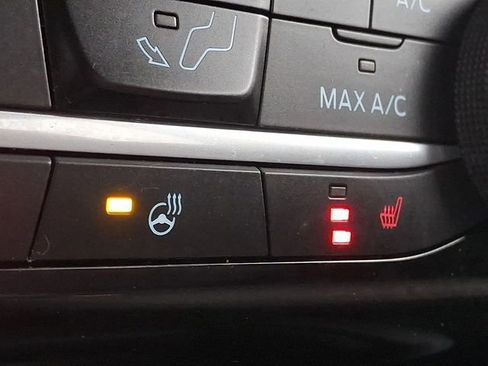 Used 2021 Ford Escape SE w/ Cold Weather Package image 23