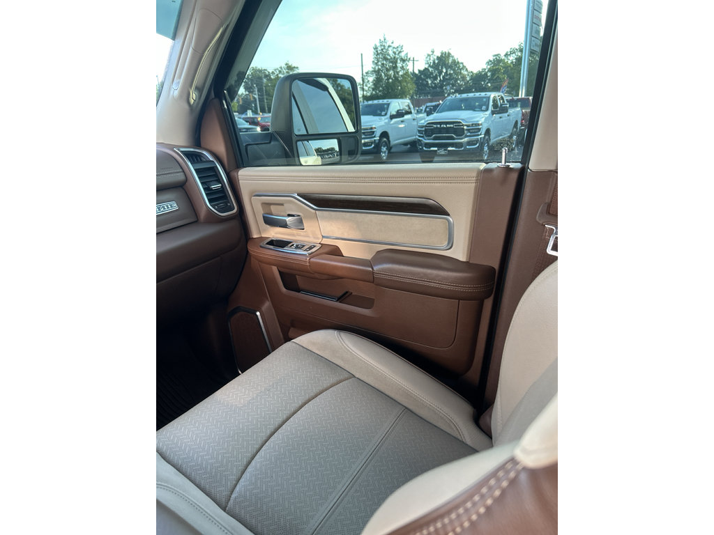 Used 2023 RAM 2500 Laramie AWD/4WD image 11