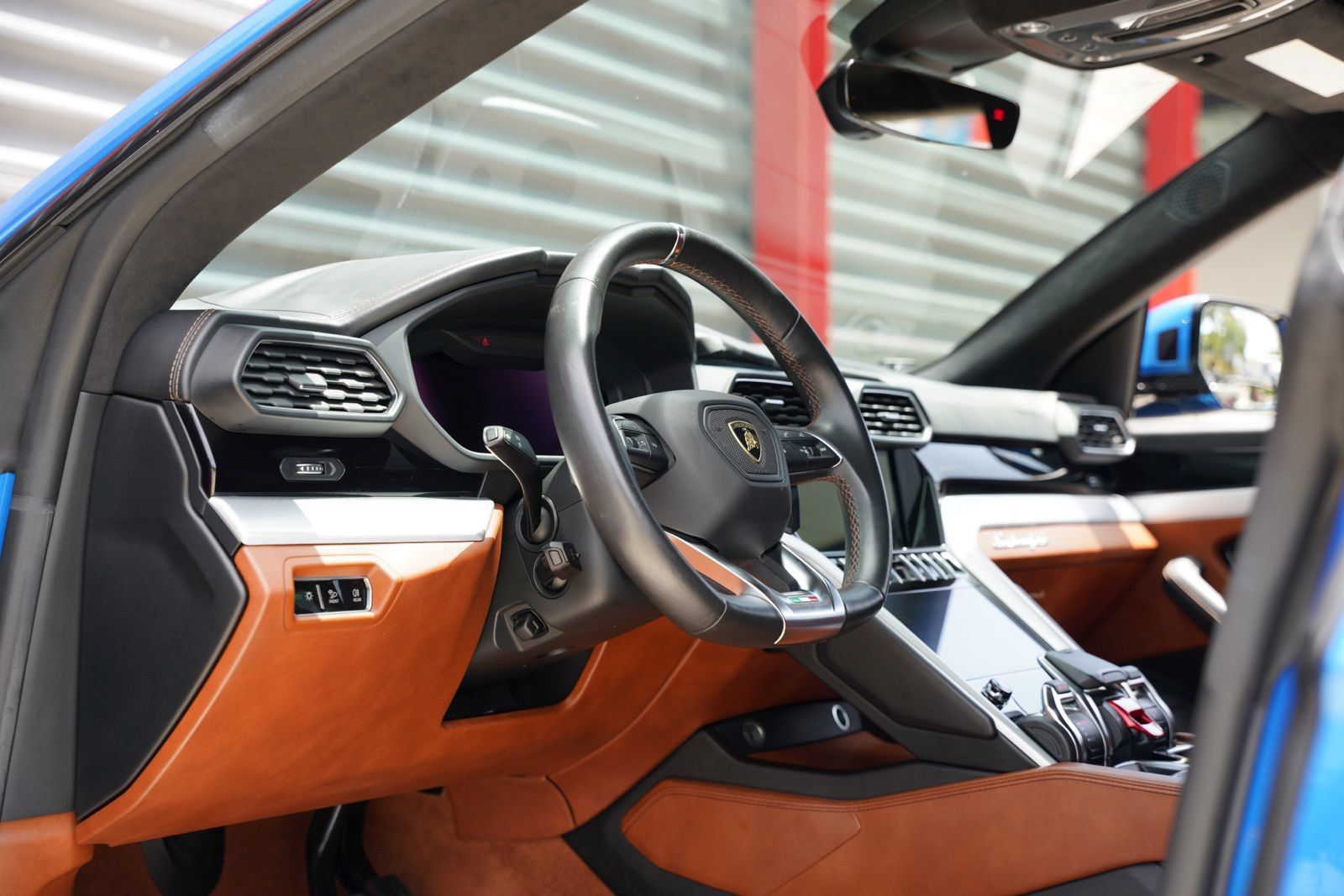 Used 2020 Lamborghini Urus AWD/4WD image 20