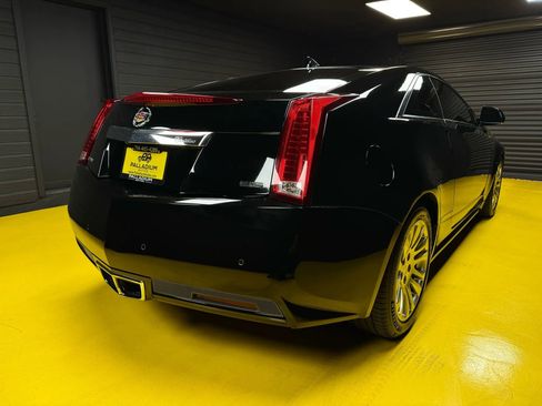 Used 2011 Cadillac CTS Premium image 6