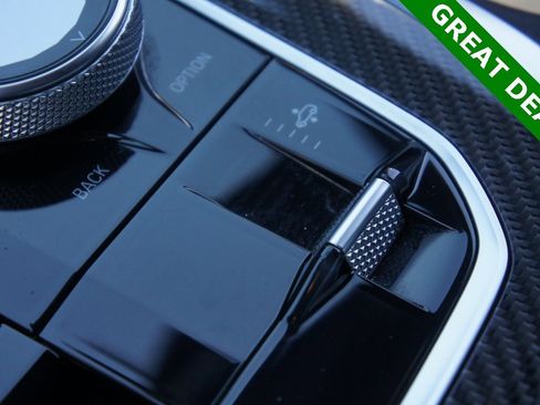 Used 2024 BMW X7 M60i w/ Executive Package image 22