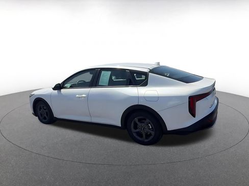 Used 2025 Kia K4 FWD image 10