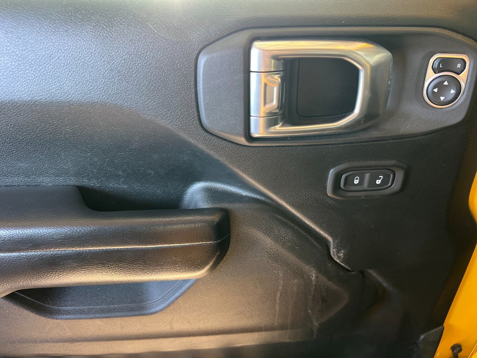 Used 2021 Jeep Wrangler Unlimited Sport AWD/4WD image 10